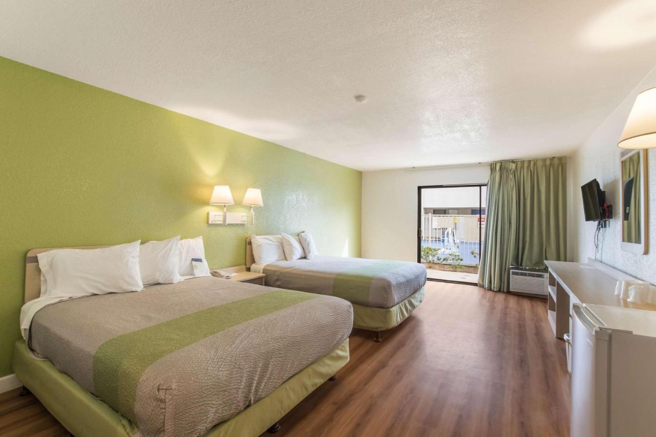 Motel 6 המט מראה חיצוני תמונה