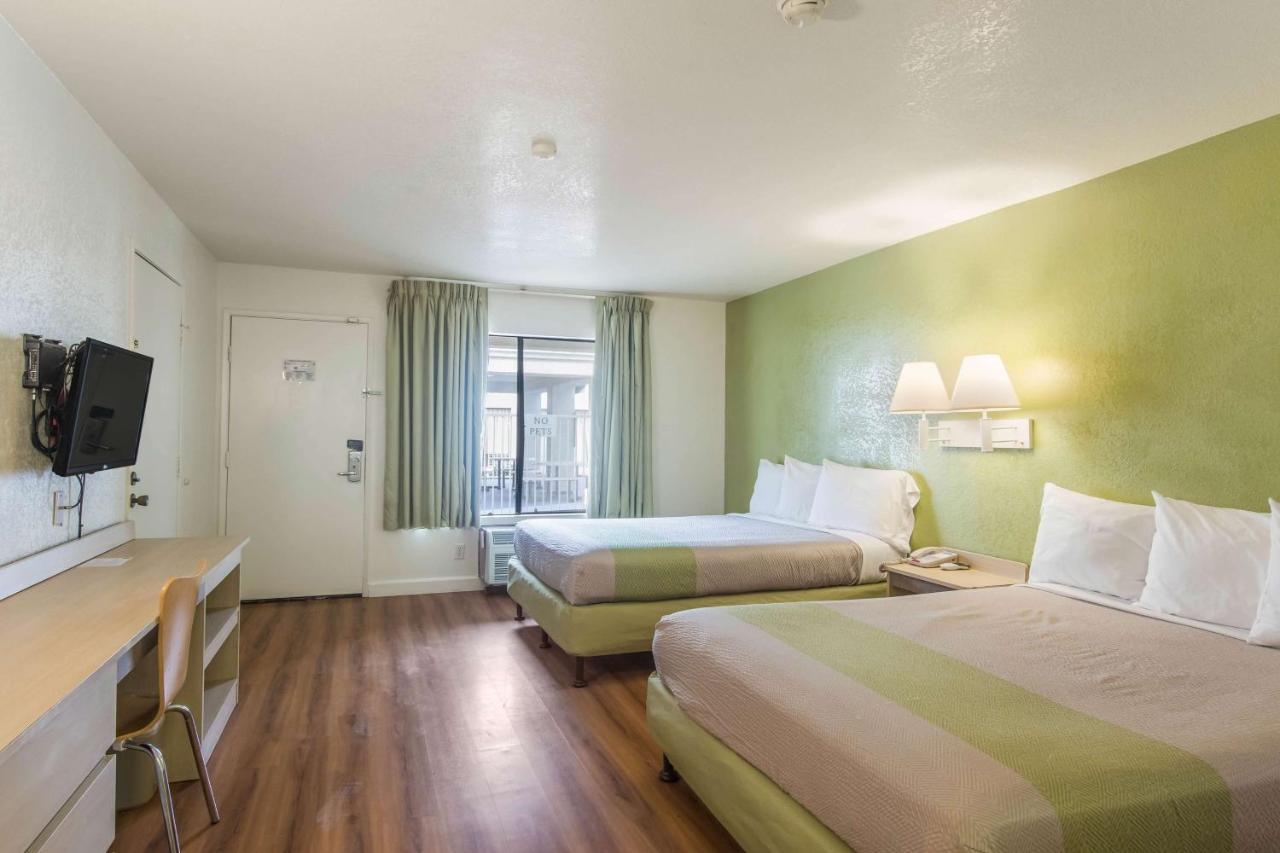Motel 6 המט מראה חיצוני תמונה