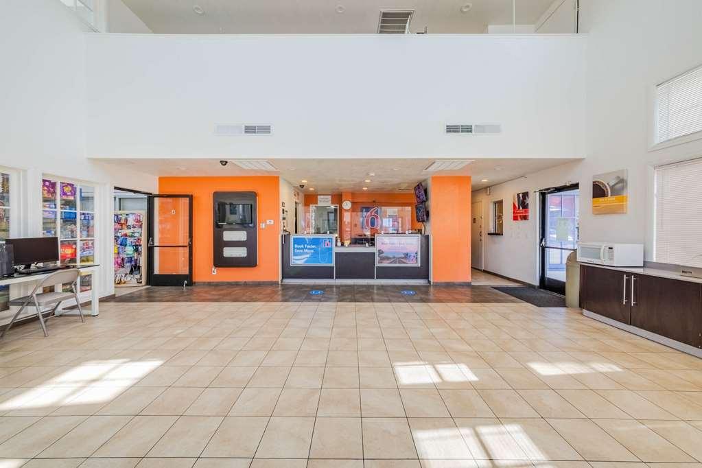Motel 6 המט מראה פנימי תמונה